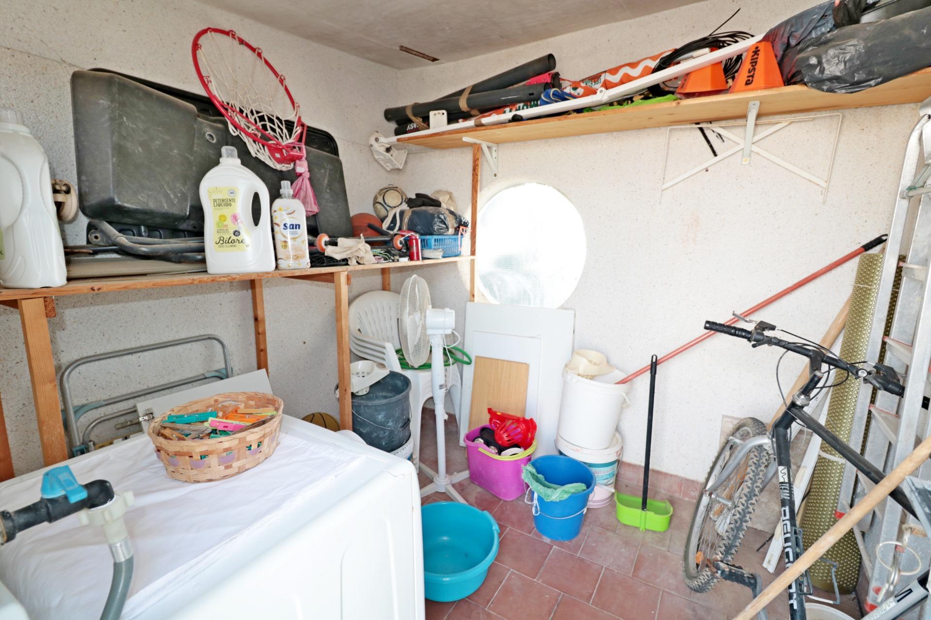 For sale - 4 Bedroom 2 Bathroom Quad House in Torrevieja - Torretas  - Alicante