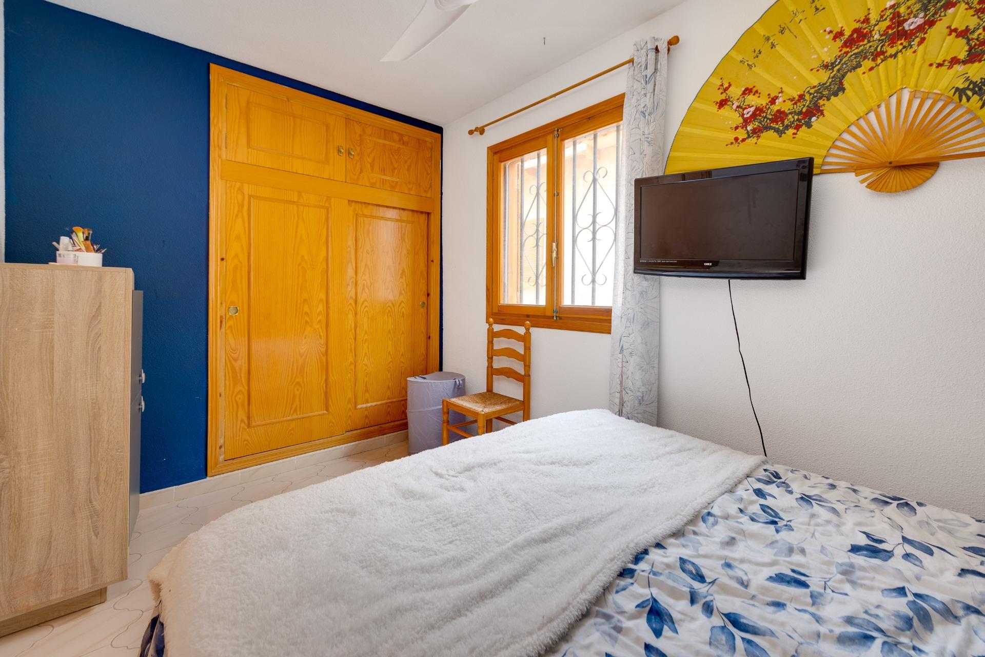 For sale - 2 Bedroom 1 Bathroom Bungalow in Torrevieja - La Siesta - El Salado - Torreta  - Alicante