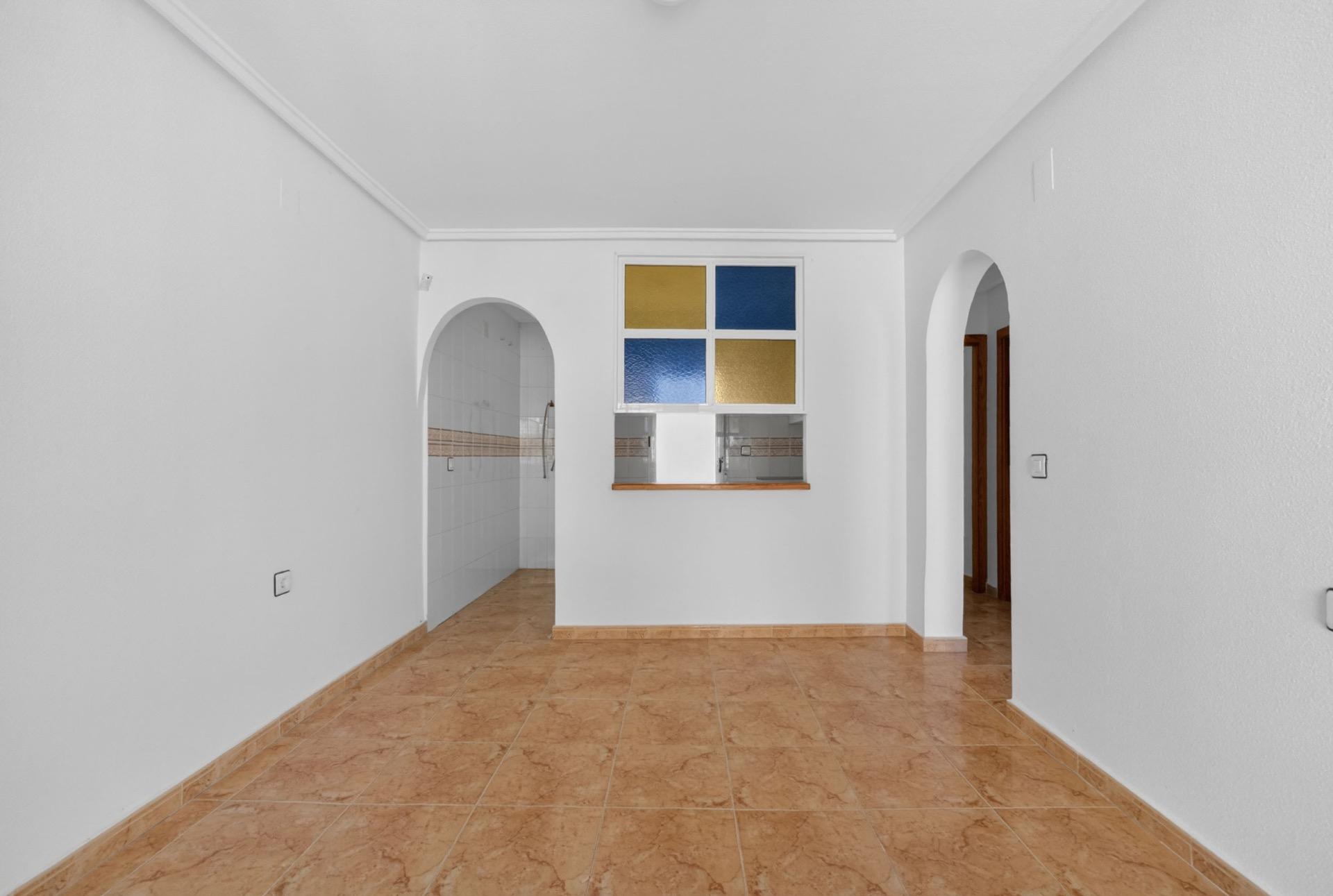 For sale - 2 Bedroom 1 Bathroom Apartment in Torrevieja - El Limonar  - Alicante