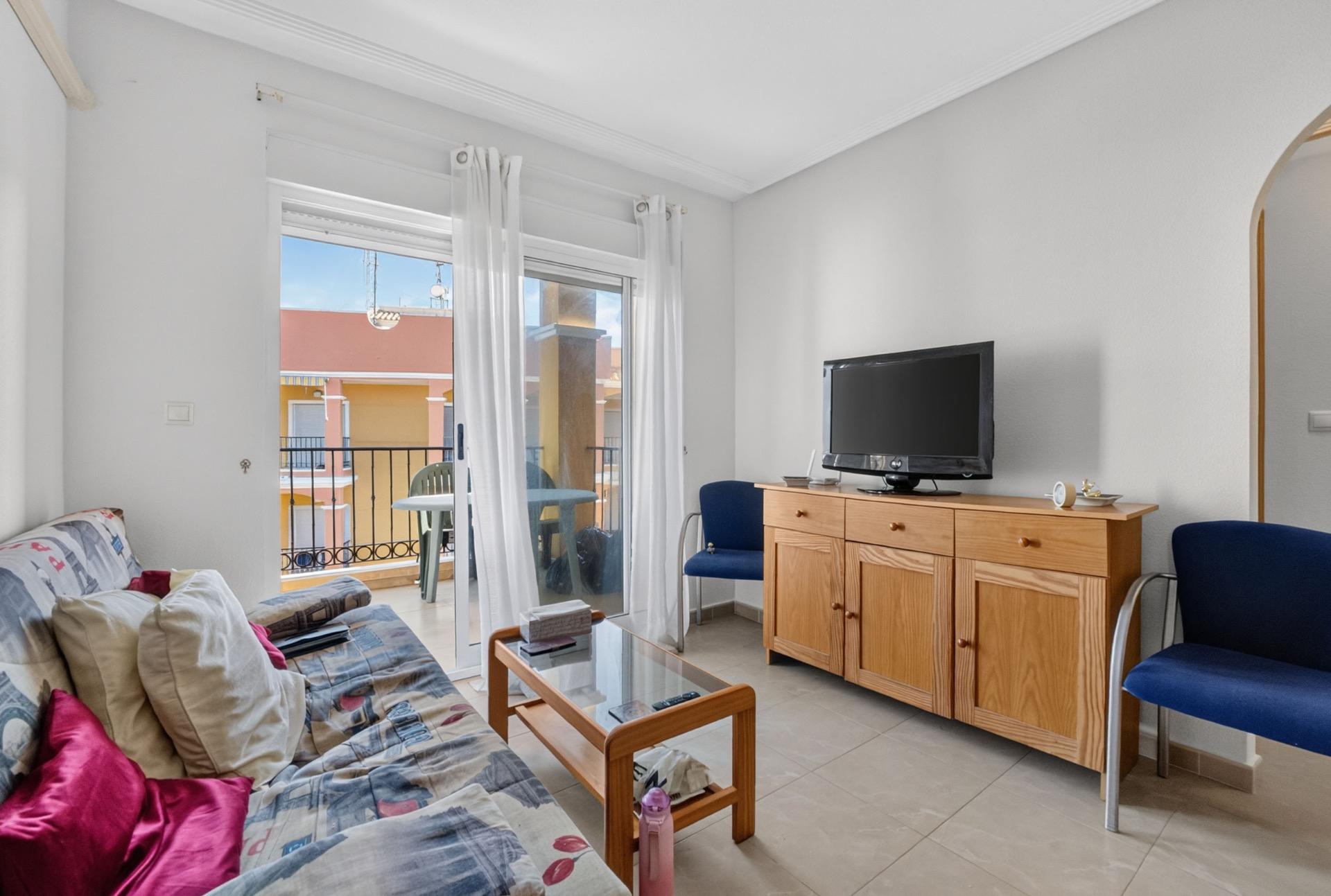 For sale - 2 Bedroom 1 Bathroom Penthouse in Torrevieja - Torreblanca  - Alicante
