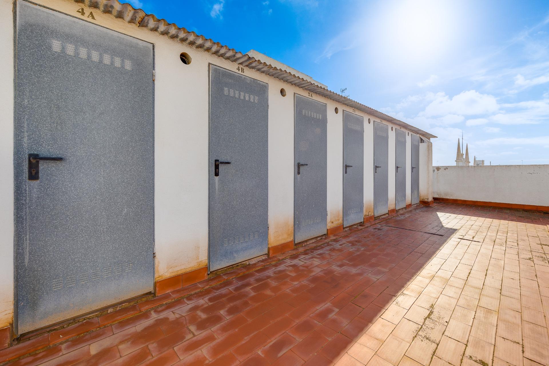 For sale - 2 Bedroom 2 Bathroom Penthouse in Torrevieja - Paseo Maritimo  - Alicante