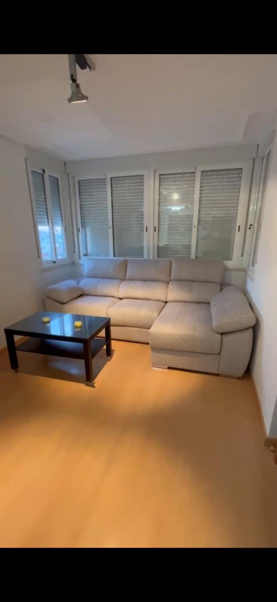 For sale - 2 Bedroom 1 Bathroom Penthouse in Torrevieja - Nueva Torrevieja  - Alicante