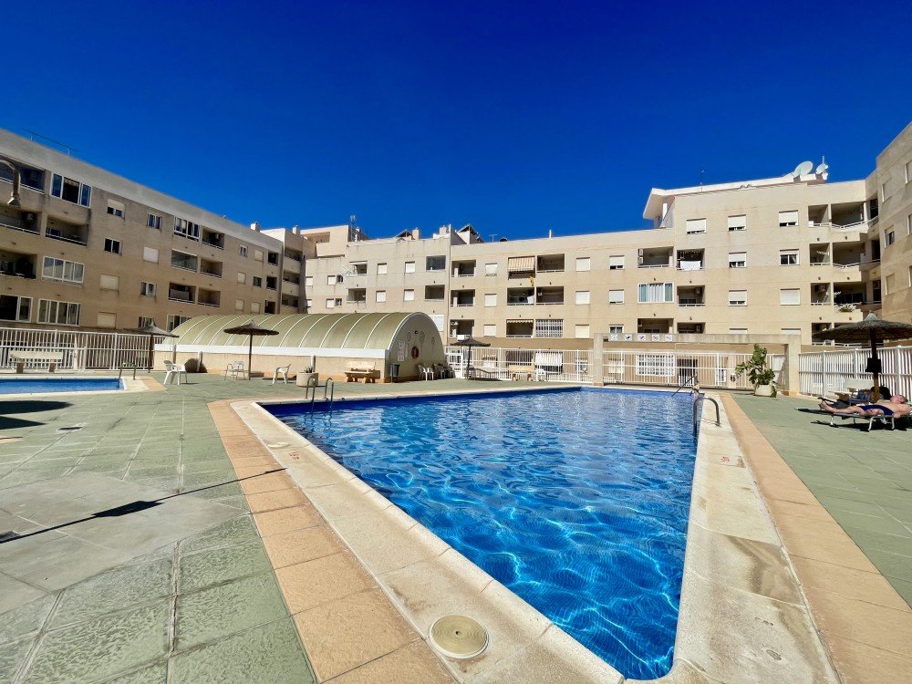 For sale - 2 Bedroom 1 Bathroom Penthouse in Torrevieja - Costa Blanca  - Alicante