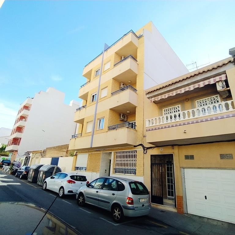 2 Bedroom 1 Bathroom Apartment in Torrevieja