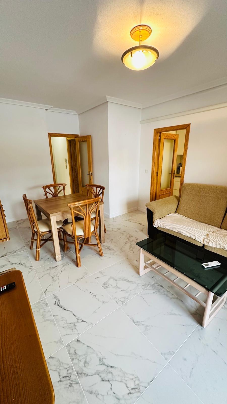 For sale - 2 Bedroom 1 Bathroom Apartment in Torrevieja - Acequion  - Alicante