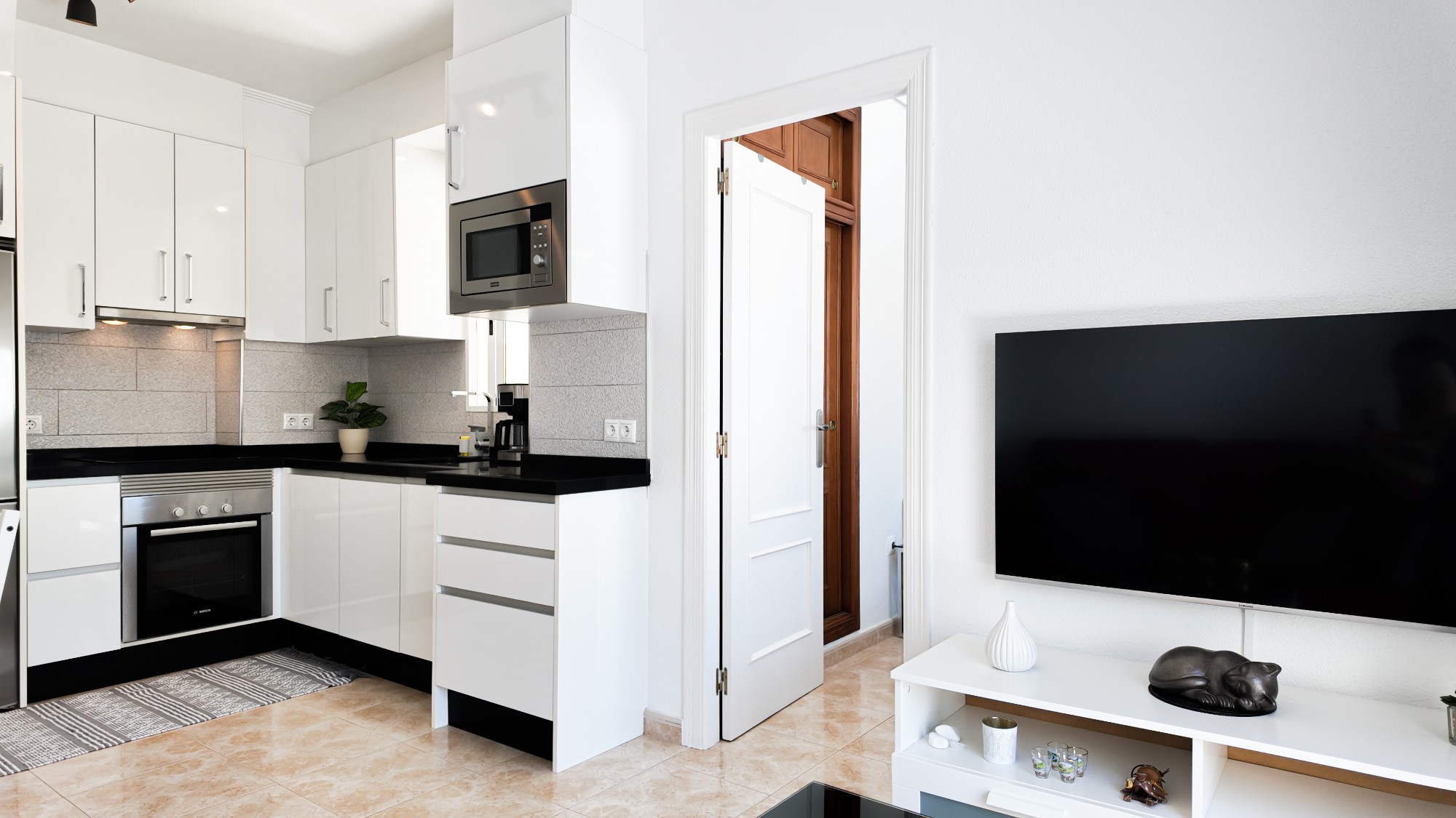 For sale - 2 Bedroom 1 Bathroom Apartment in Torrevieja - Costa Blanca  - Alicante