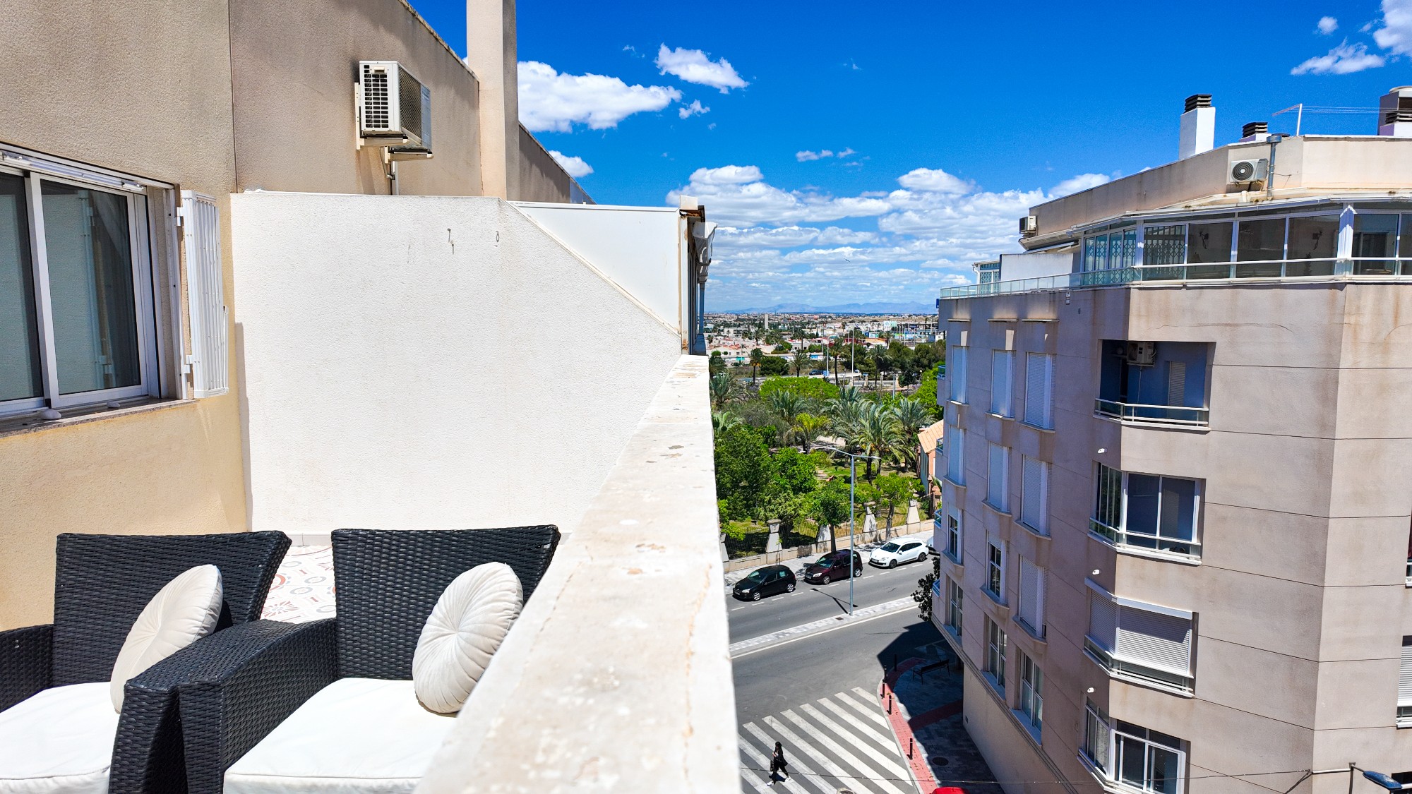 For sale - 2 Bedroom 1 Bathroom Apartment in Torrevieja - Costa Blanca  - Alicante