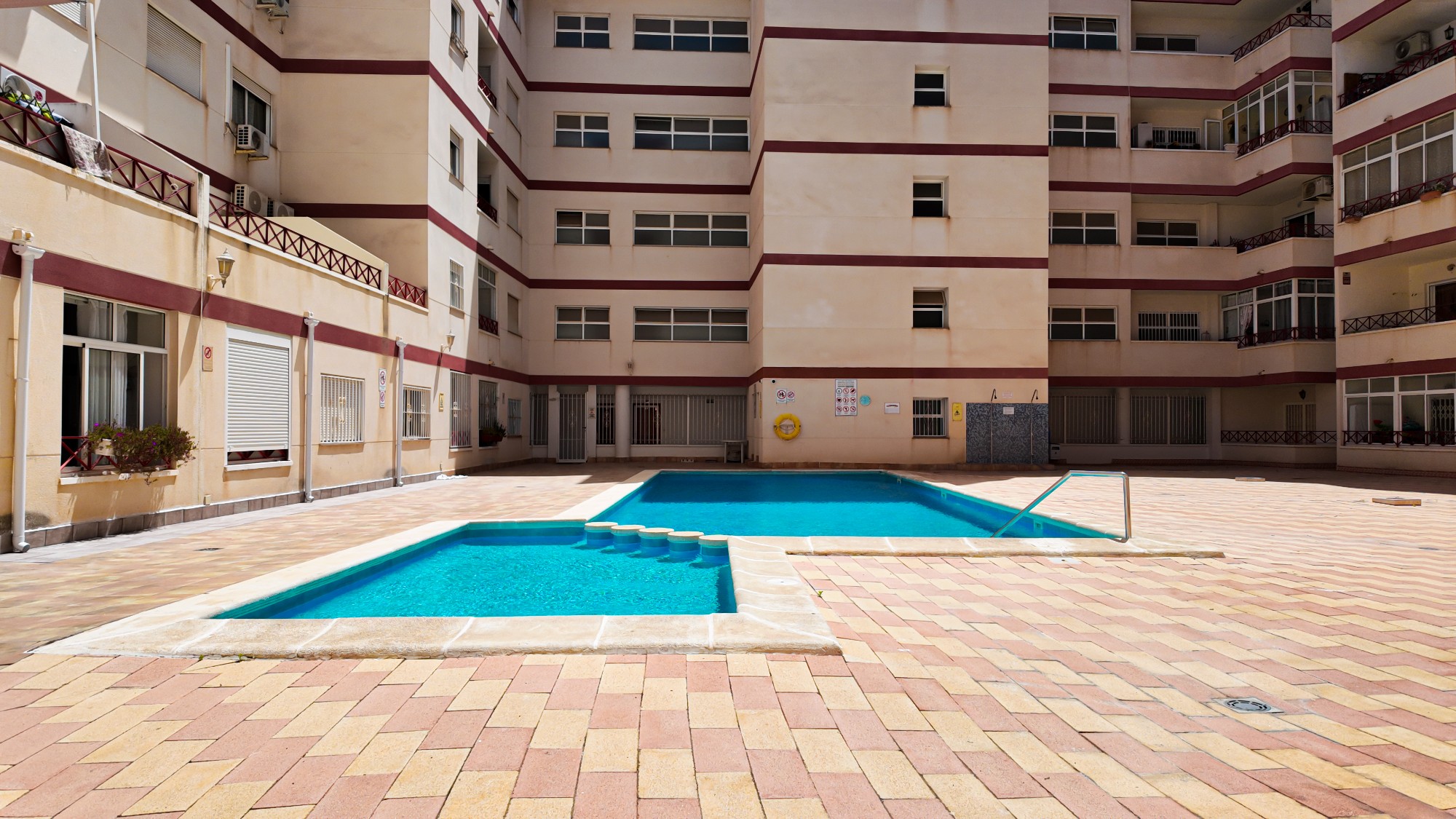 For sale - 2 Bedroom 1 Bathroom Apartment in Torrevieja - Costa Blanca  - Alicante