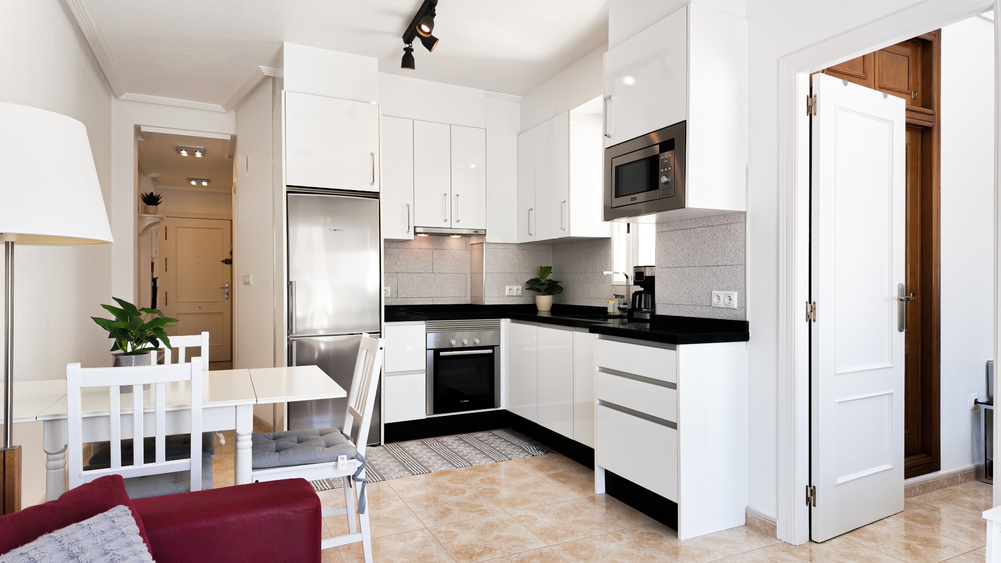 For sale - 2 Bedroom 1 Bathroom Apartment in Torrevieja - Costa Blanca  - Alicante
