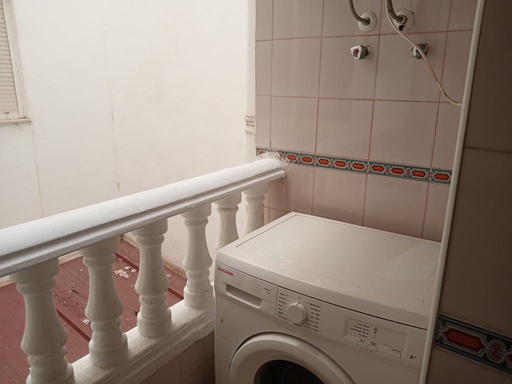 For sale - 2 Bedroom 1 Bathroom Apartment in Torrevieja - El Molino  - Alicante