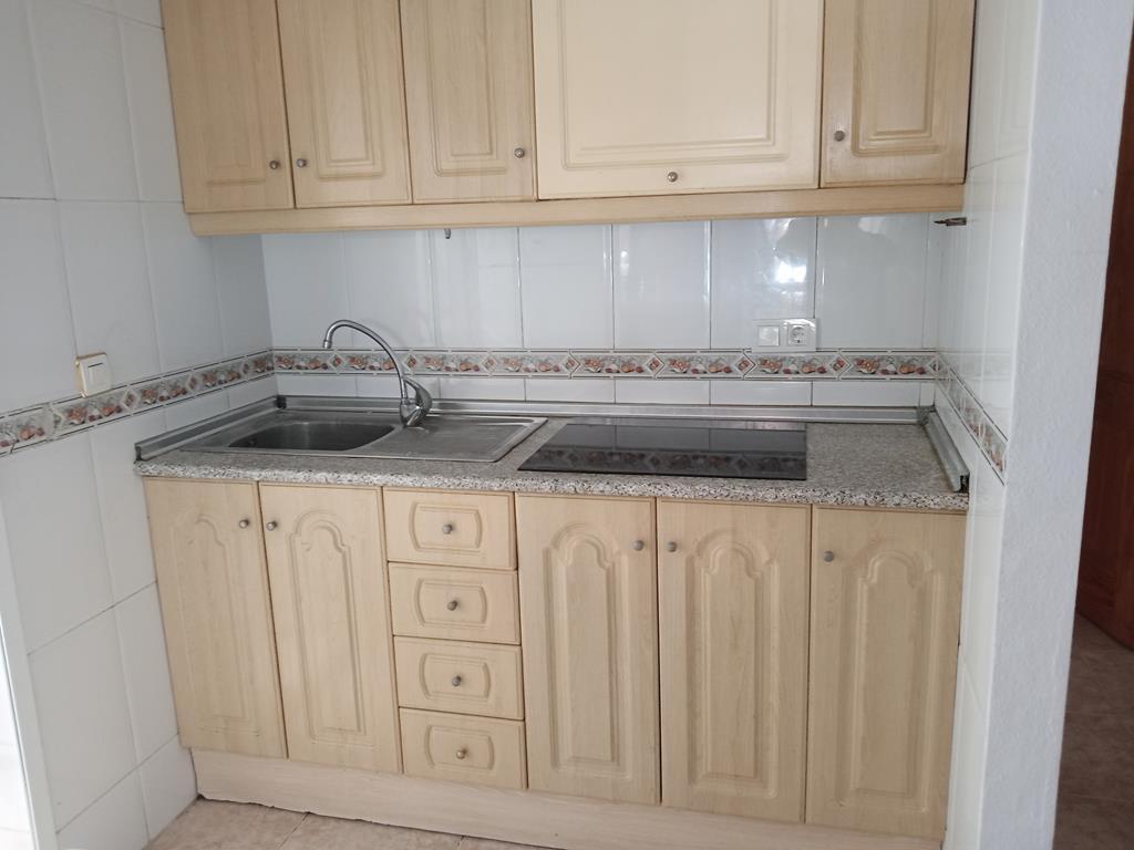 For sale - 2 Bedroom 1 Bathroom Apartment in Torrevieja - El Molino  - Alicante