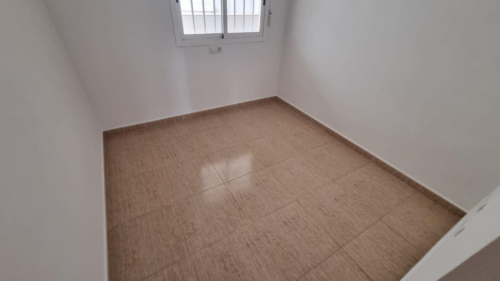 For sale - 2 Bedroom 1 Bathroom Apartment in Torrevieja - El Molino  - Alicante