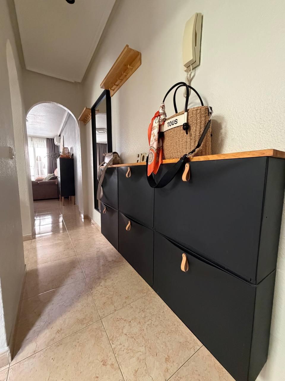 For sale - 2 Bedroom 1 Bathroom Apartment in Torrevieja - Centro  - Alicante