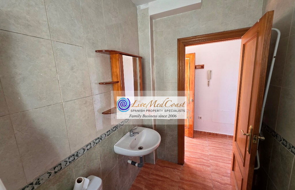 For sale - 2 Bedroom 1 Bathroom apartment in LOS ALCÁZARES -  - Murcia