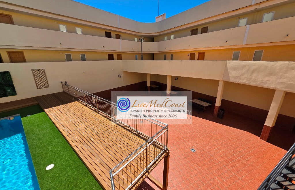 For sale - 2 Bedroom 1 Bathroom apartment in LOS ALCÁZARES -  - Murcia
