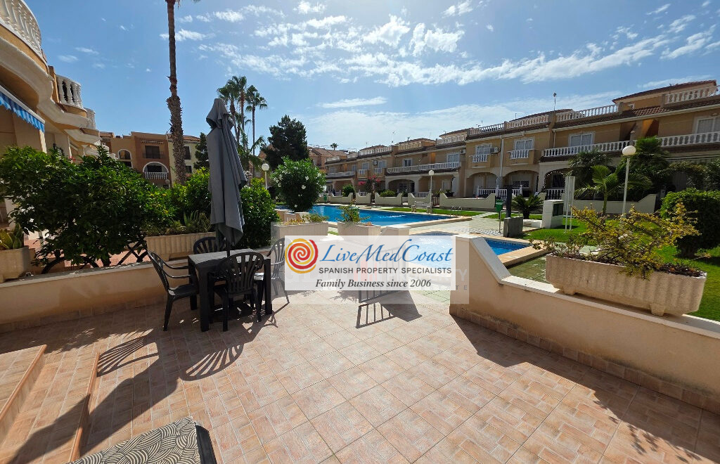For sale - 3 Bedroom 2 Bathroom Townhouse in Los Alcazares - Playa II - Murcia