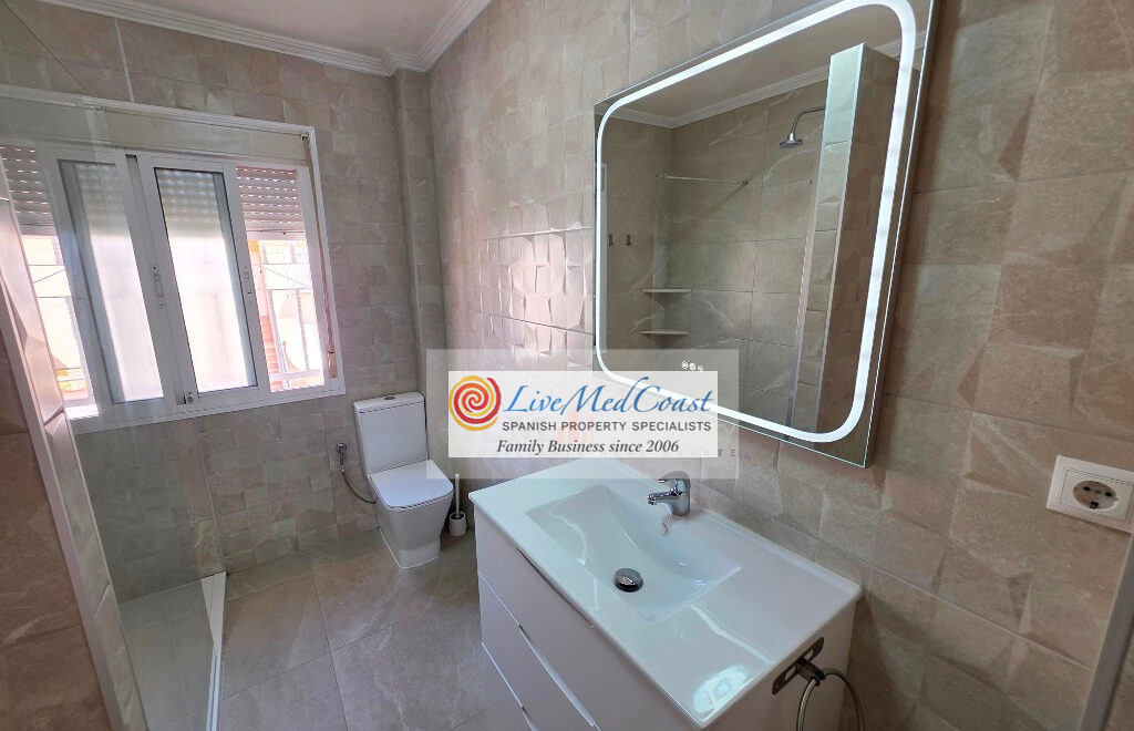 For sale - 3 Bedroom 2 Bathroom Townhouse in Los Alcazares - Playa II - Murcia