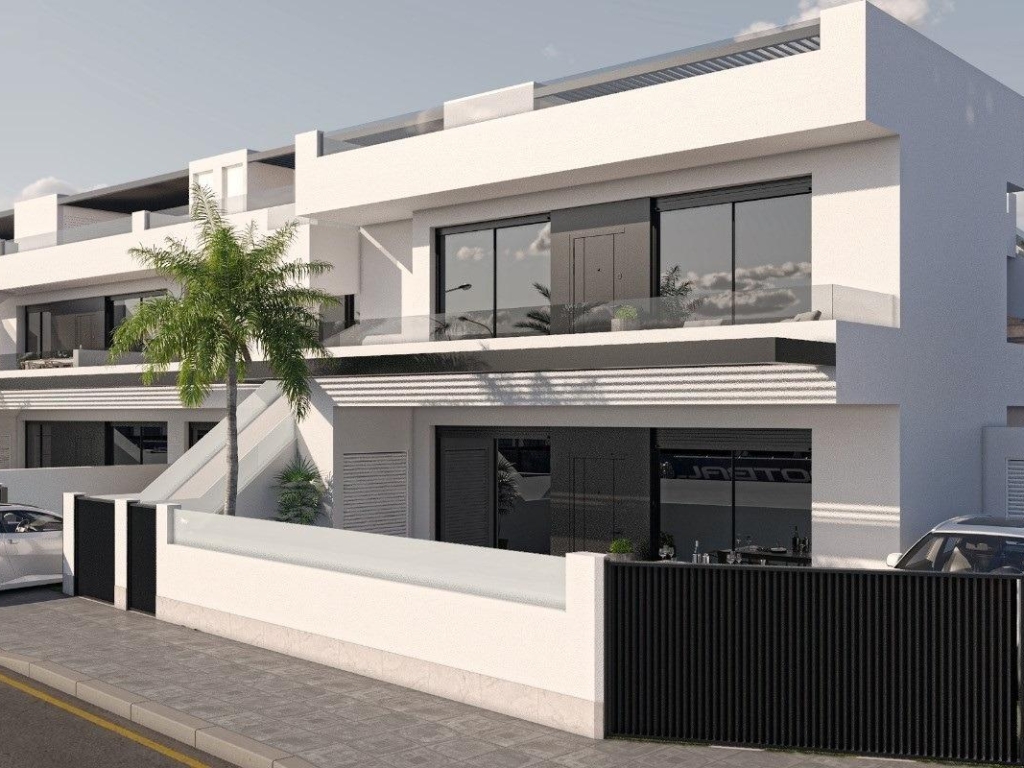 3 Bedroom 2 Bathroom Bungalow in San Pedro del Pinatar