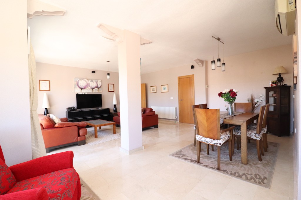 For sale - 3 Bedroom 2 Bathroom Villa in Las Ramblas Golf - Las Ramblas  - Alicante