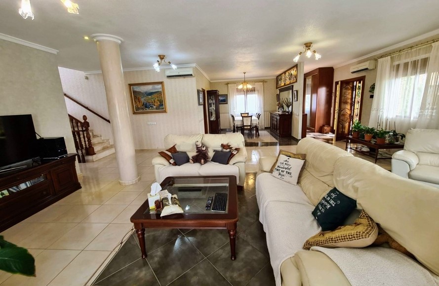 For sale - 5 Bedroom 4 Bathroom Villa in Ciudad Quesada - Ciudad Quesada  - Alicante