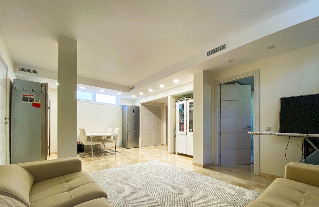 For sale - 4 Bedroom 3 Bathroom Villa in La Zenia - La Zenia  - Alicante