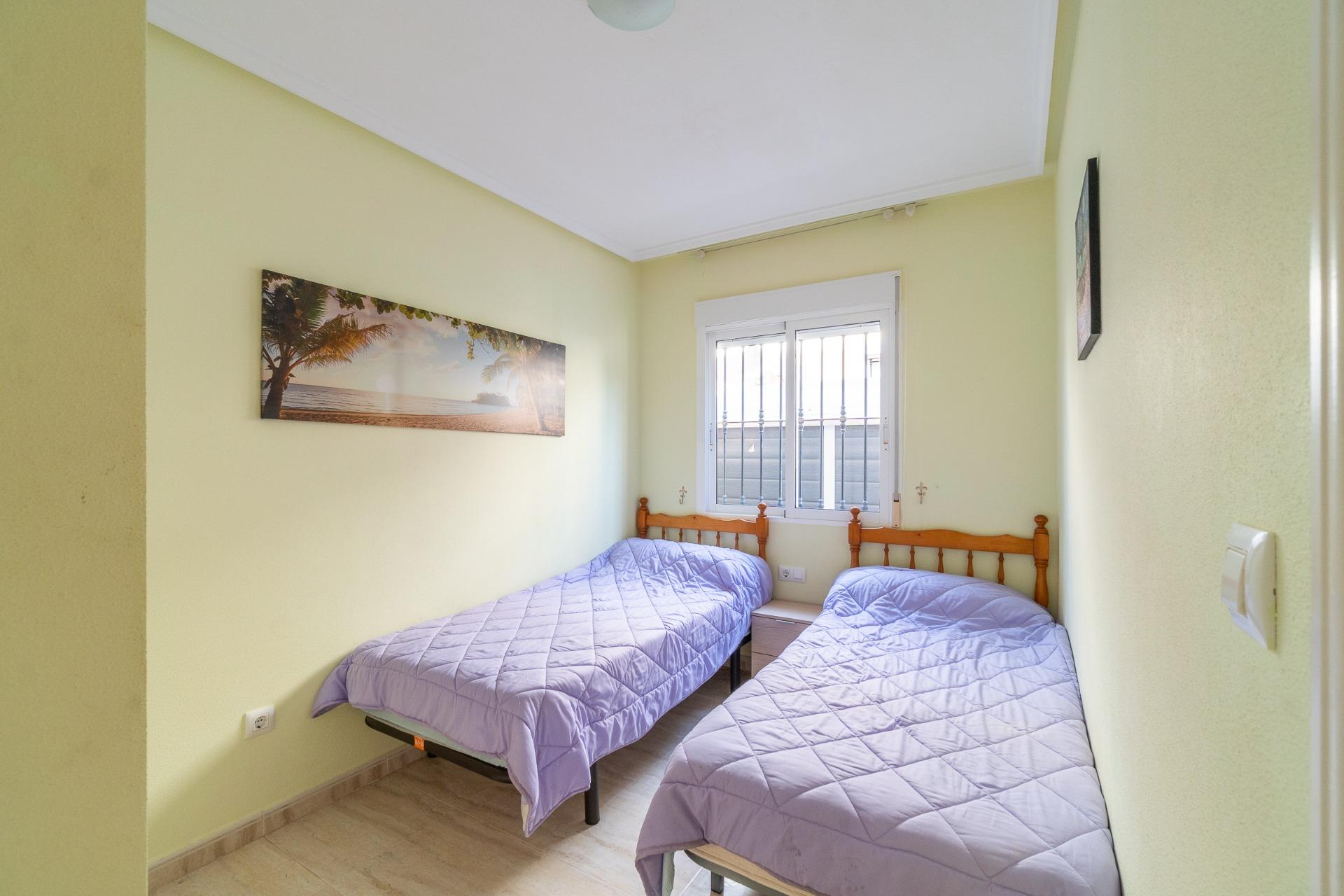 For sale - 2 Bedroom 2 Bathroom Ground floor apartment in Villamartin - Los Dolses  - Alicante