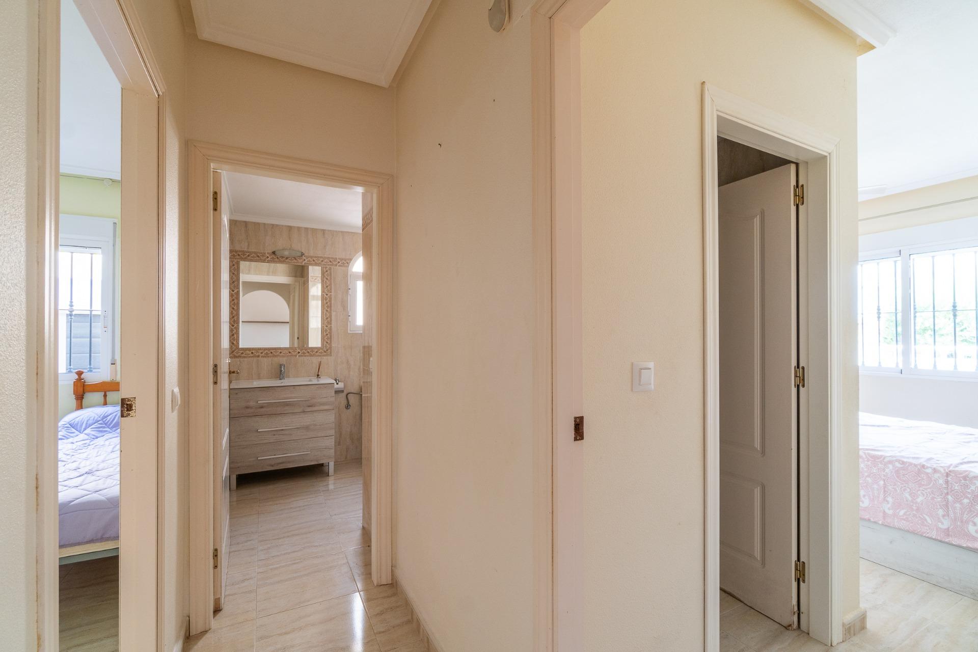 For sale - 2 Bedroom 2 Bathroom Ground floor apartment in Villamartin - Los Dolses  - Alicante