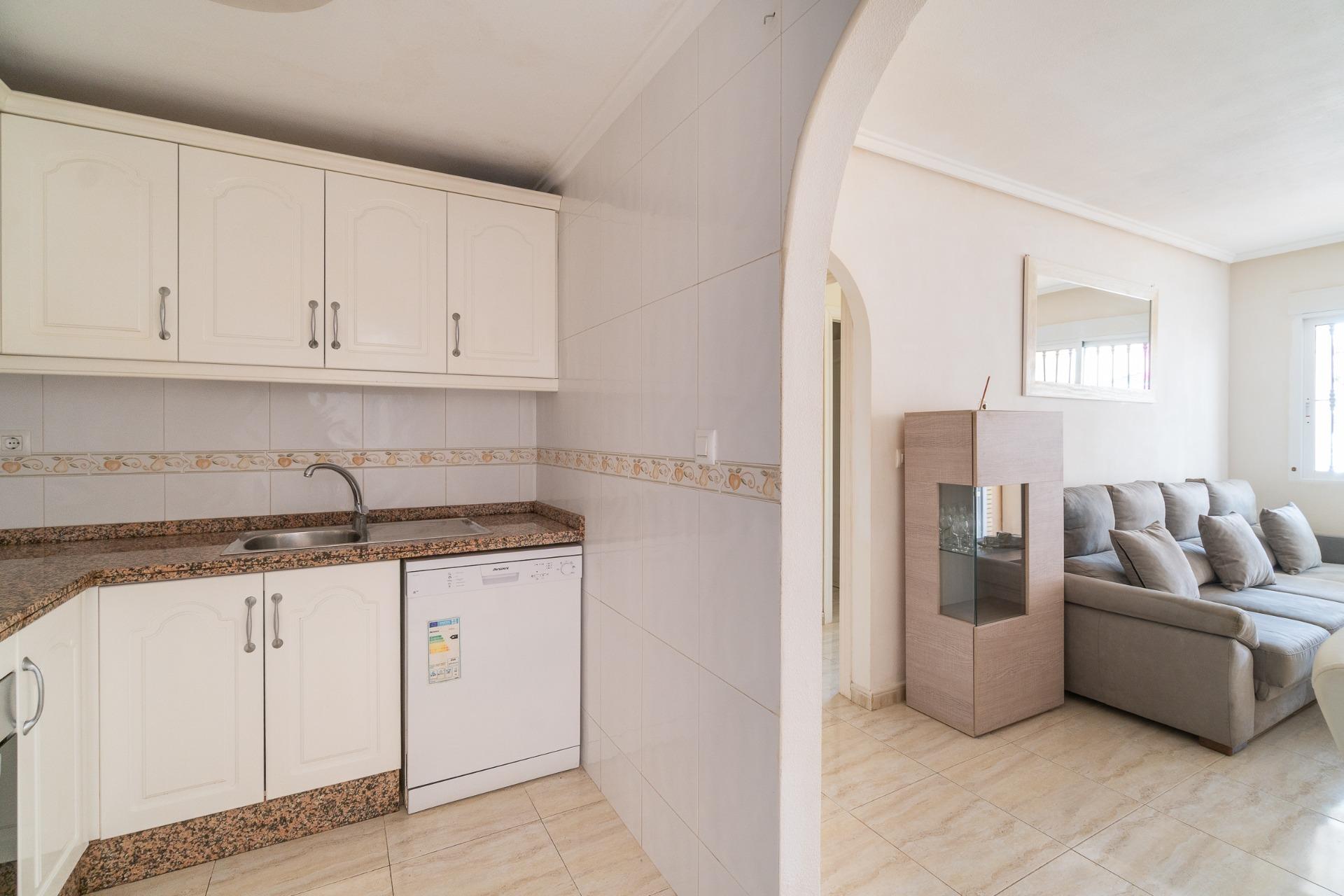 For sale - 2 Bedroom 2 Bathroom Ground floor apartment in Villamartin - Los Dolses  - Alicante