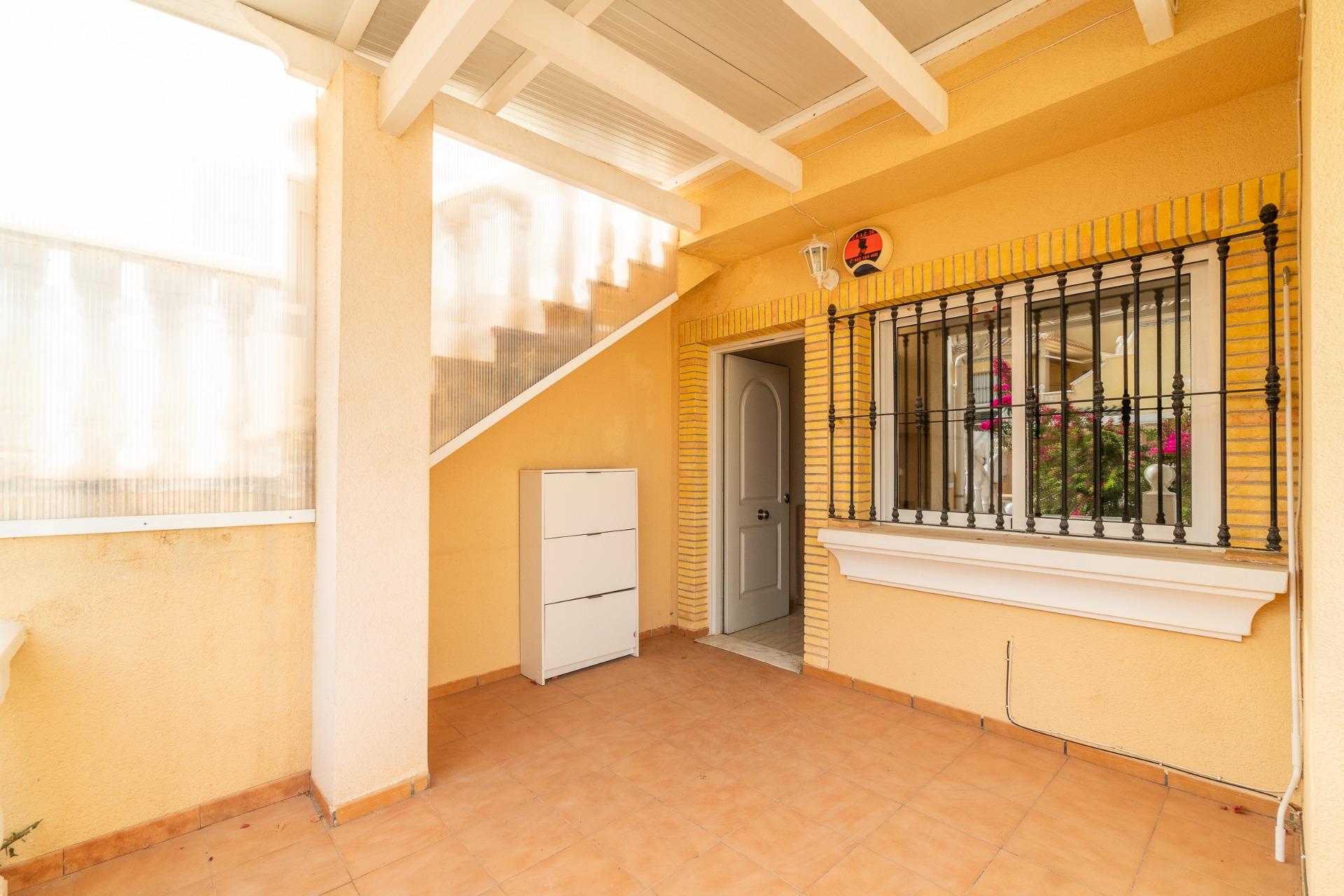 For sale - 2 Bedroom 2 Bathroom Ground floor apartment in Villamartin - Los Dolses  - Alicante