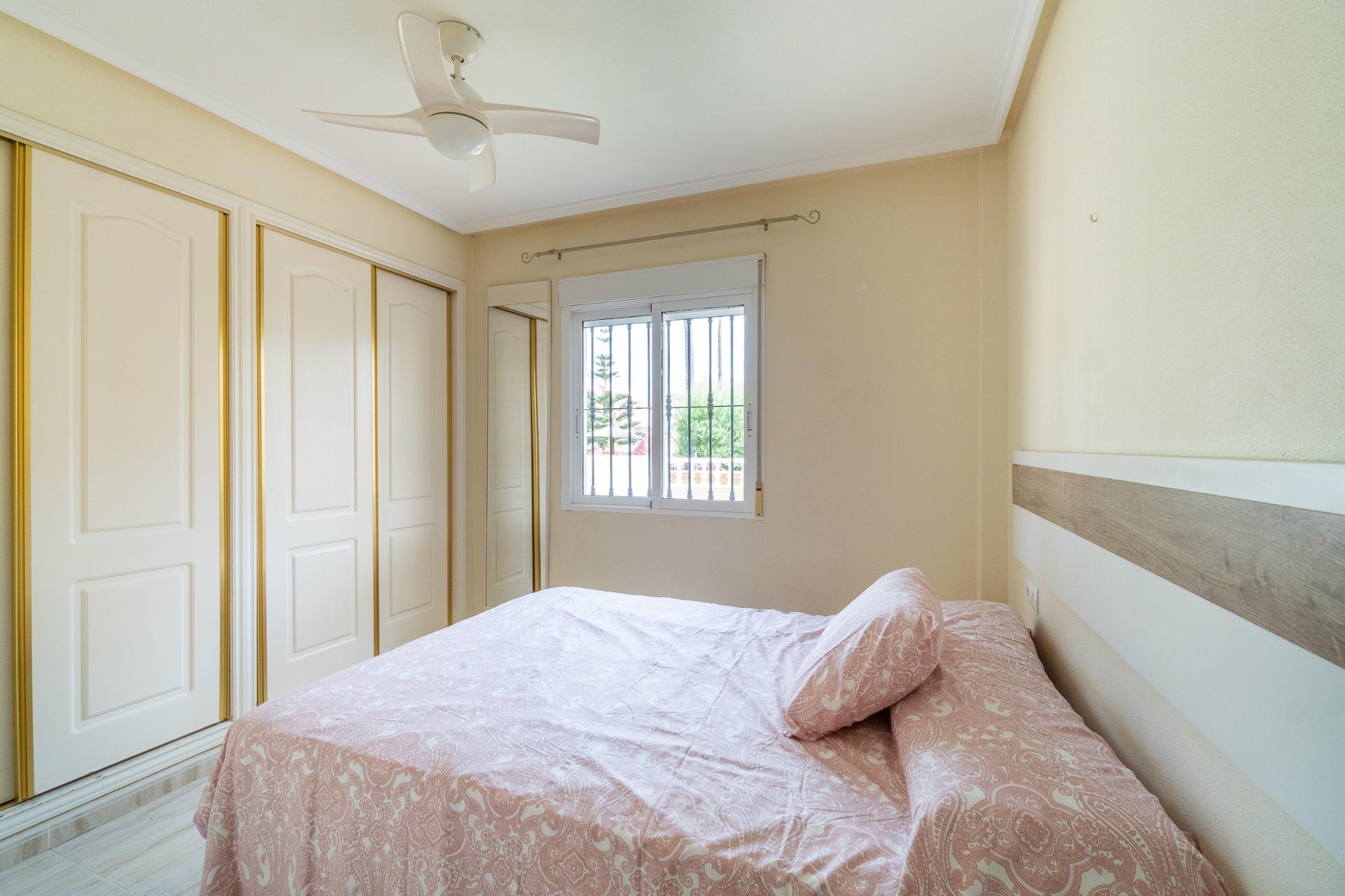 For sale - 2 Bedroom 2 Bathroom Ground floor apartment in Villamartin - Los Dolses  - Alicante