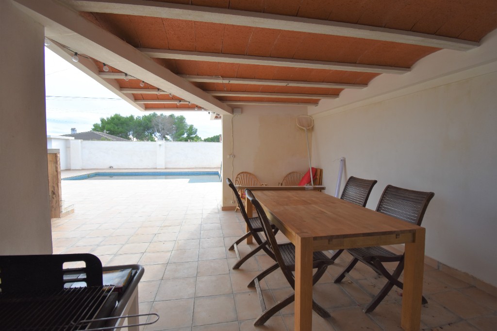 For sale - 4 Bedroom 2 Bathroom Villa in Pinar De Campoverde - Pinar De Campoverde  - Alicante