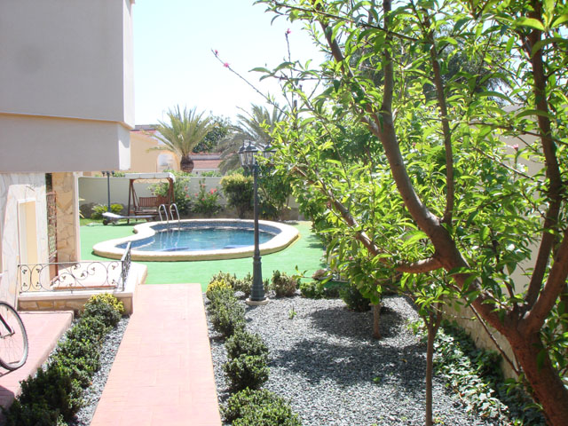 For sale - 4 Bedroom 2 Bathroom Villa in Ciudad Quesada - Ciudad Quesada  - Alicante