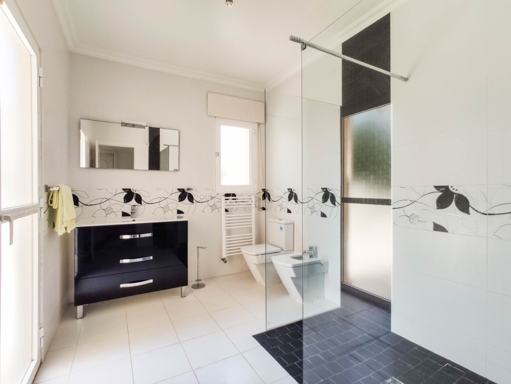 For sale - 5 Bedroom 3 Bathroom Villa in Ciudad Quesada - Ciudad Quesada  - Alicante