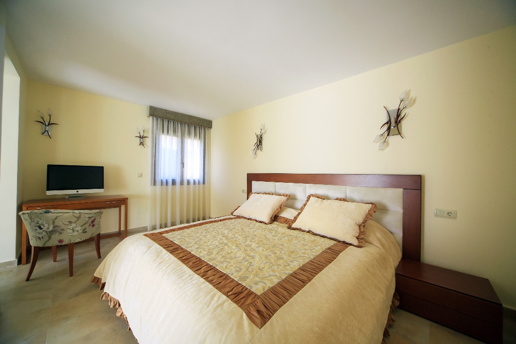 For sale - 3 Bedroom 3 Bathroom Villa in Cabo Roig - Cabo Roig  - Alicante