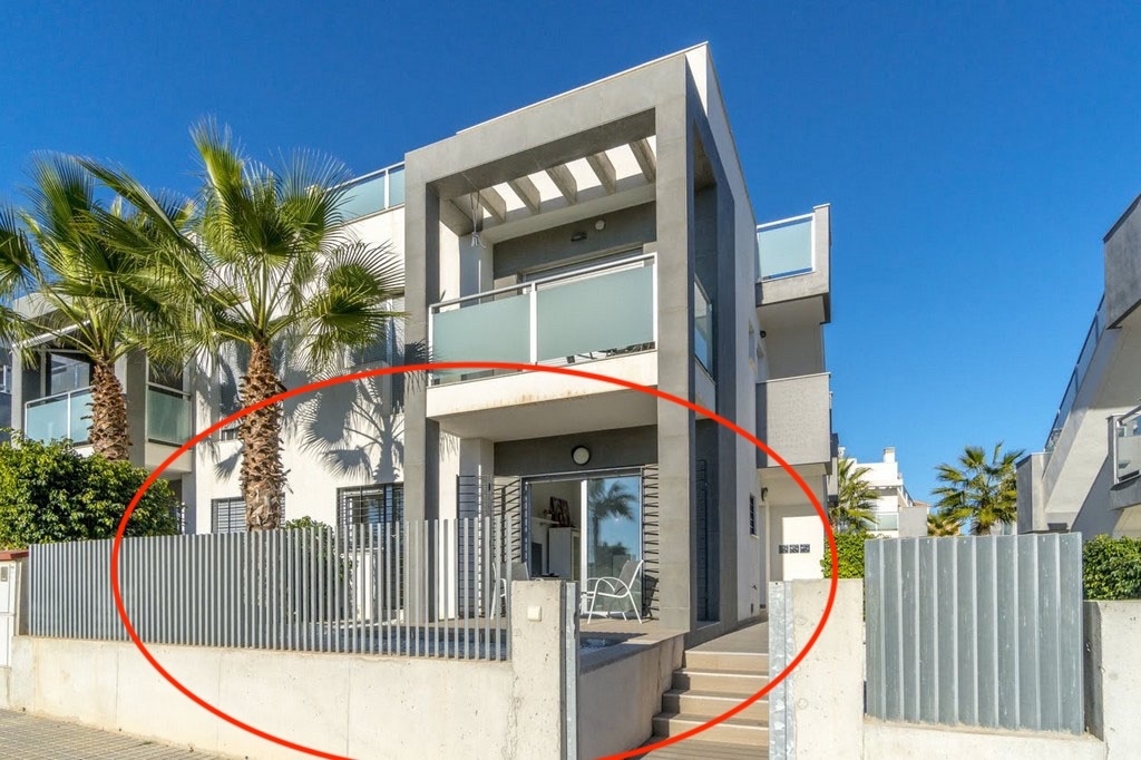 2 Bedroom 2 Bathroom Apartament in Punta Prima