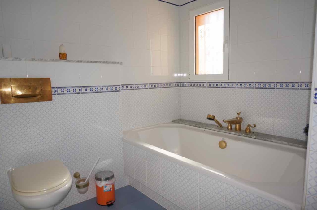 For sale - 7 Bedroom 4 Bathroom Villa in Cabo Roig - Cabo Roig  - Alicante