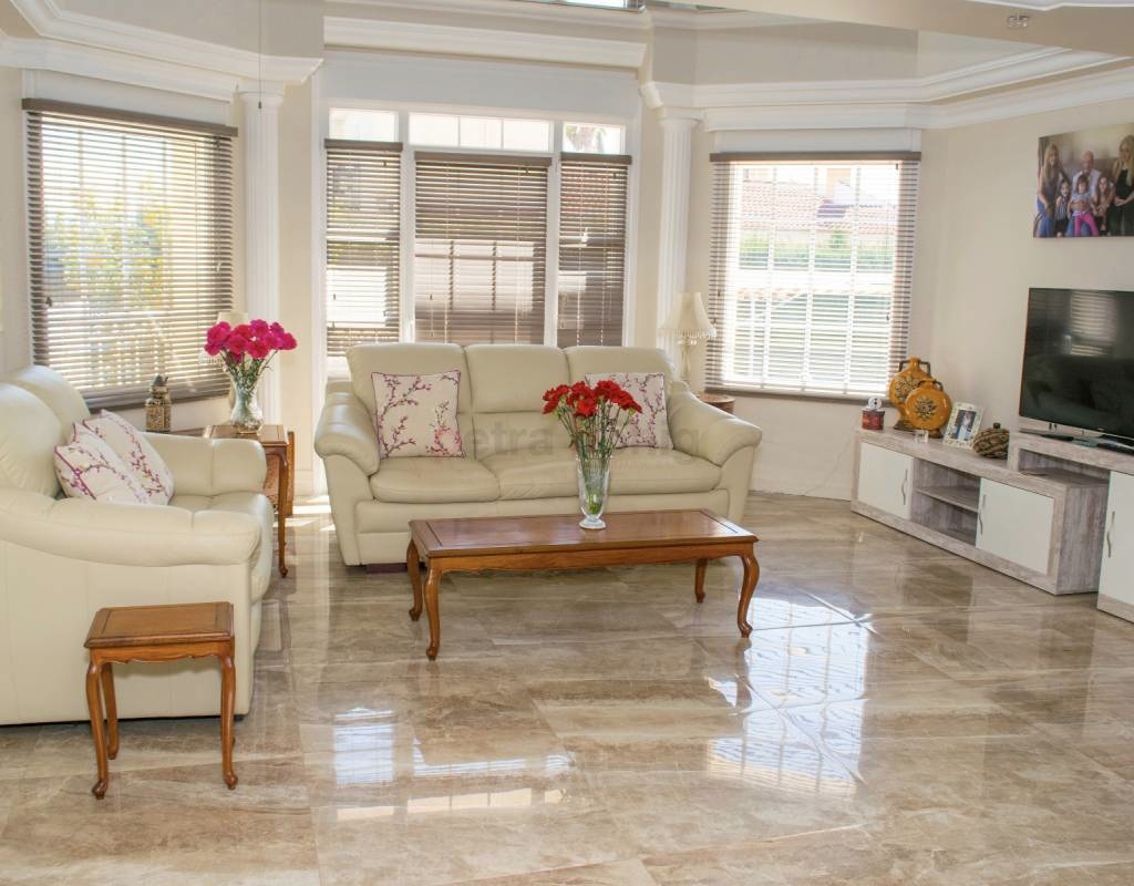 For sale - 4 Bedroom 3 Bathroom Villa in Ciudad Quesada - Ciudad Quesada  - Alicante