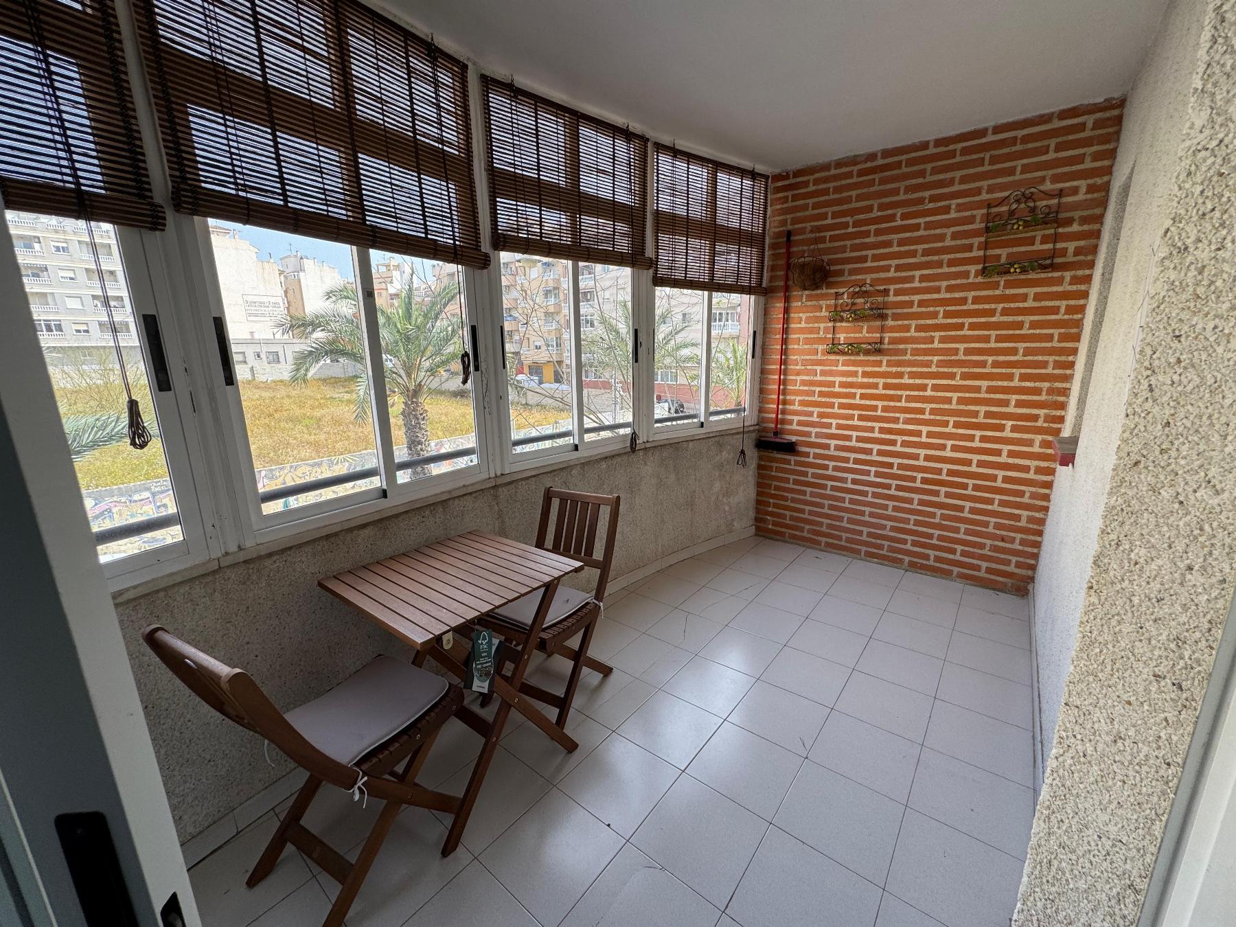 For sale - 1 Bathroom Estudio in Torrevieja - Playa de Los Locos-Curva del Palangre  - Alicante