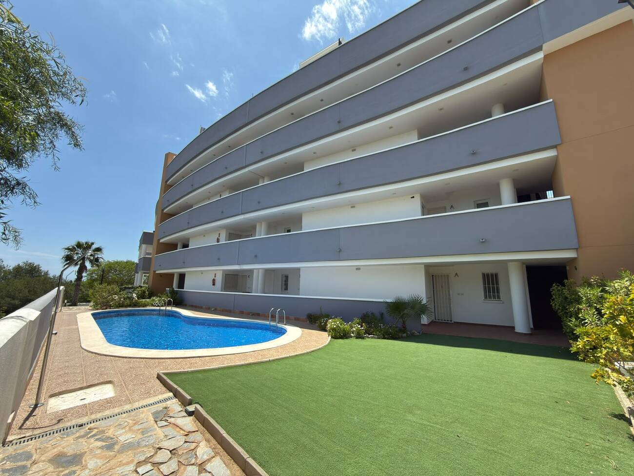 For sale - 2 Bedroom 2 Bathroom Apartment in Villamartin - La Fuente  - Alicante