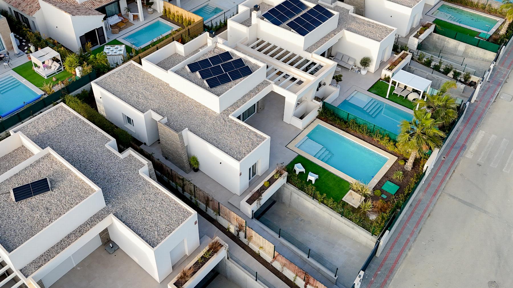 For sale - 4 Bedroom 4 Bathroom Villa in Algorfa - Campo de Golf - Algorfa  - Alicante
