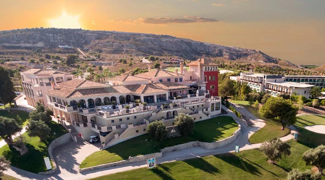 For sale - 4 Bedroom 4 Bathroom Villa in Algorfa - Campo de Golf - Algorfa  - Alicante