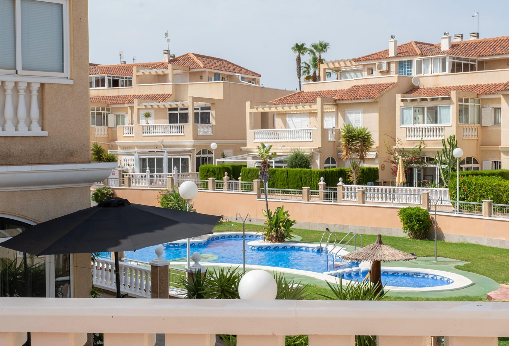 For sale - 2 Bedroom 2 Bathroom Townhouse in Orihuela-Costa - Playa Flamenca  - Alicante
