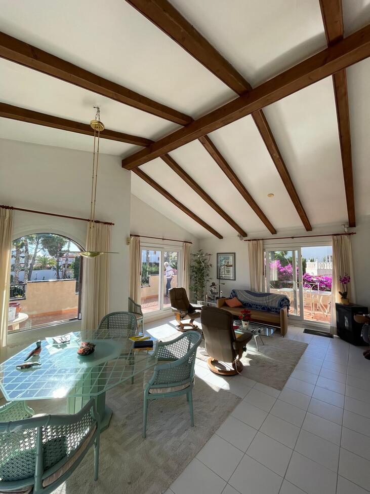 For sale - 3 Bedroom 3 Bathroom Villa in Villamartin - Costa Blanca  - Alicante