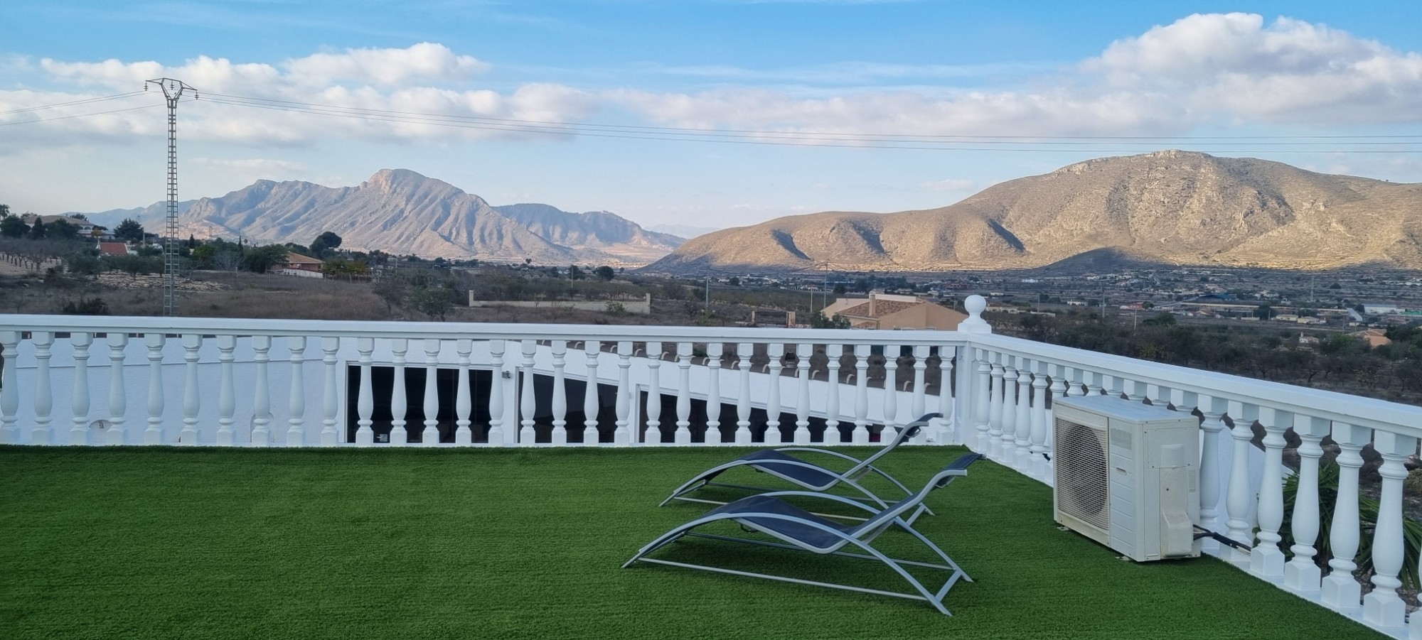 For sale - 6 Bedroom 8 Bathroom Villa in Hondon de los Frailes - Inland  - Alicante