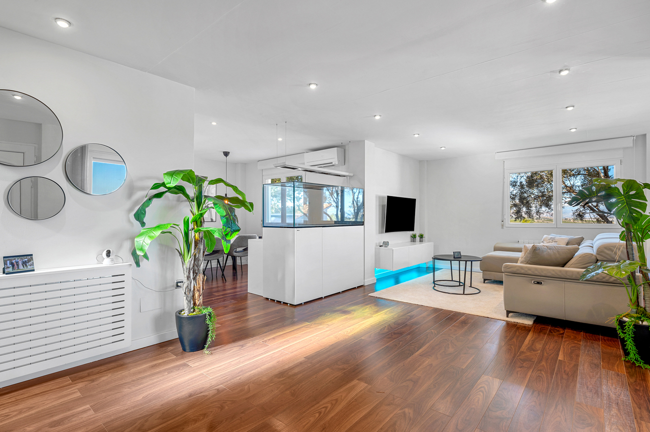 For sale - 3 Bedroom 3 Bathroom Villa in Ciudad De Las Comunicaciones - Costa Blanca  - Alicante