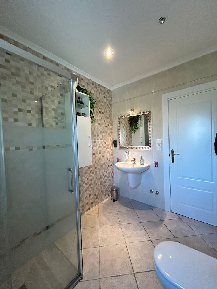 For sale - 3 Bedroom 2 Bathroom Villa in Torrevieja - aguas nuevas  - Alicante