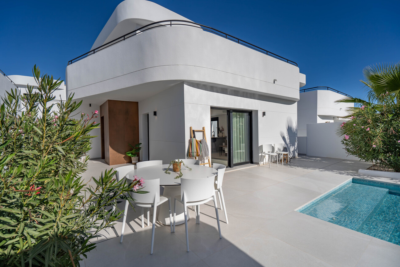 For sale - 4 Bedroom 3 Bathroom Villa in Rojales - La Marquesa Golf - Costa Blanca  - Alicante