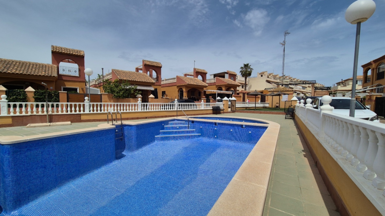 For sale - 2 Bedroom 2 Bathroom Villa in Torrevieja - Costa Blanca  - Alicante