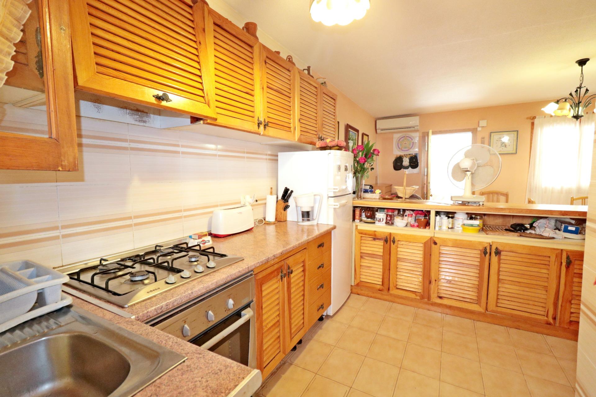 For sale - 3 Bedroom 1 Bathroom Town House in Torrevieja - Playa De Los Naufragos  - Alicante