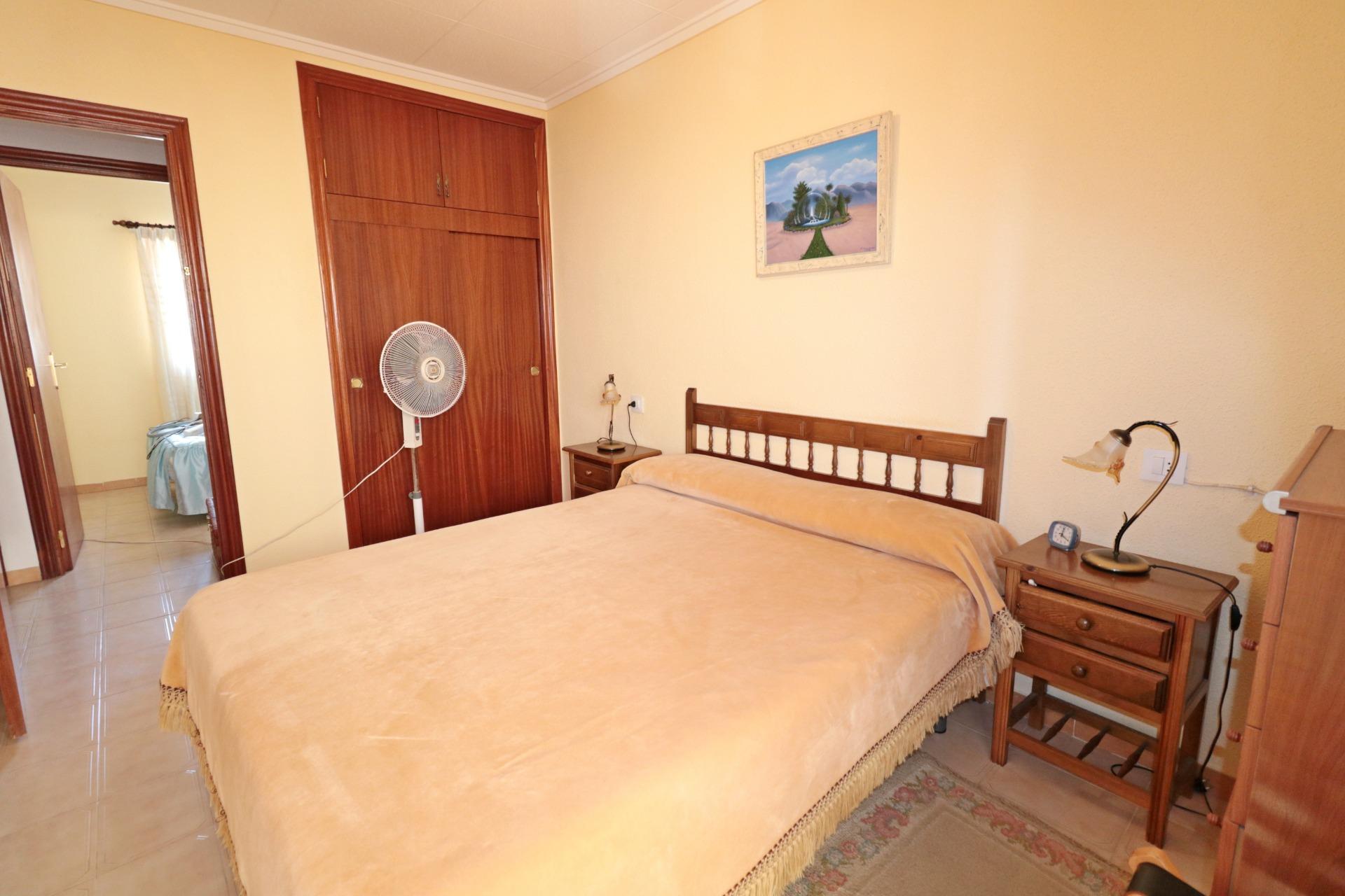 For sale - 3 Bedroom 1 Bathroom Town House in Torrevieja - Playa De Los Naufragos  - Alicante